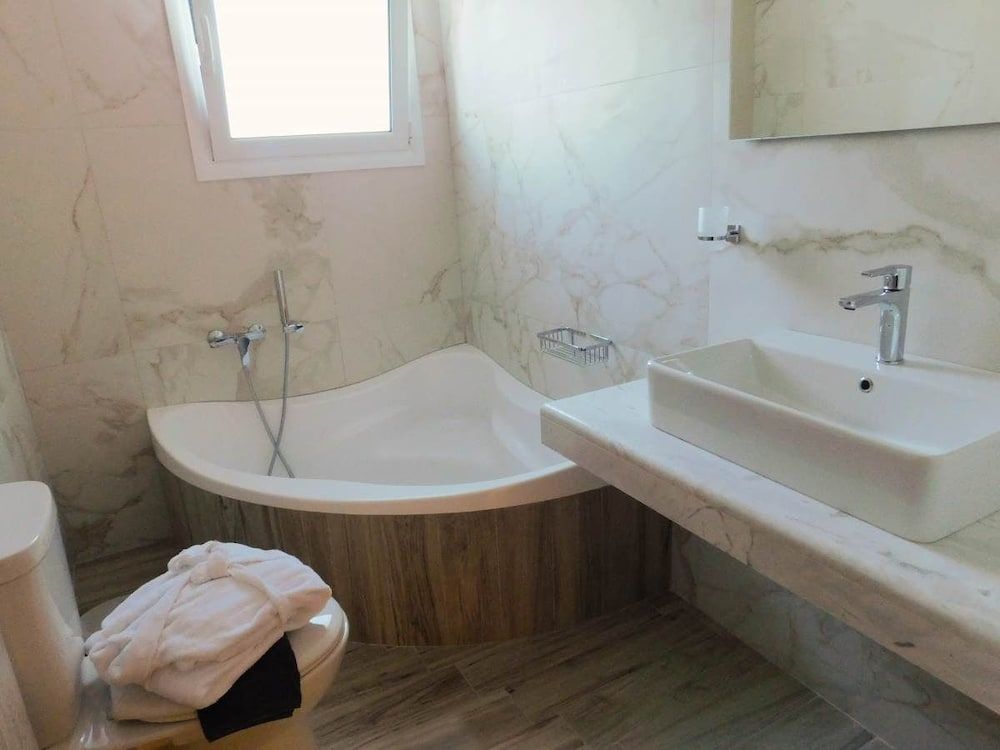 Apollon filoxenia Family Room 9