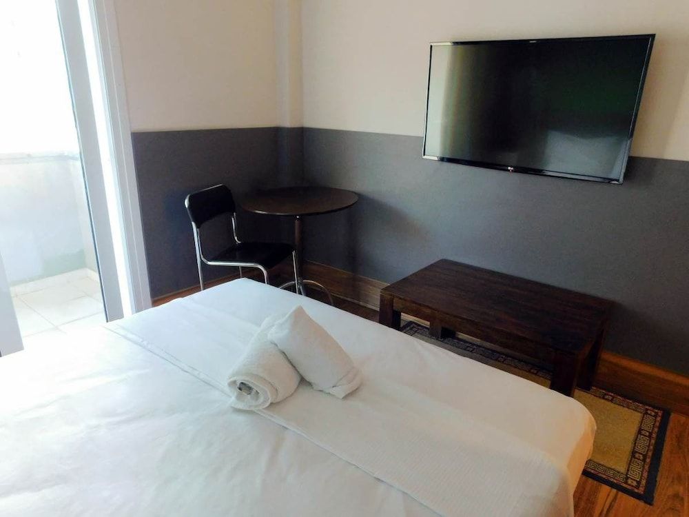 Apollon filoxenia Family Room 5