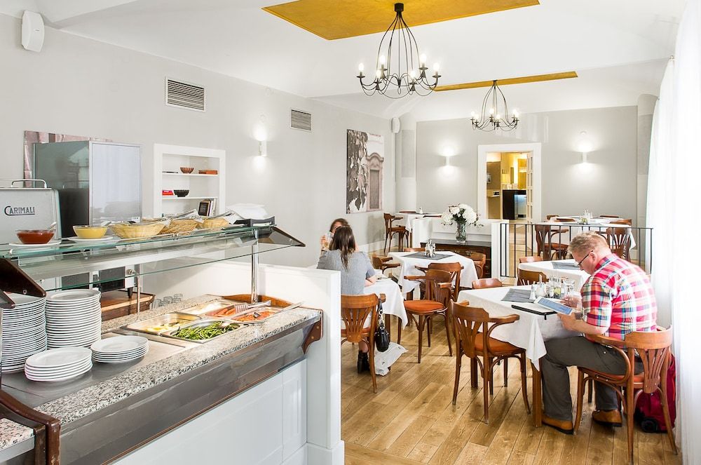 undefined Three Crowns Hotel Prague 9