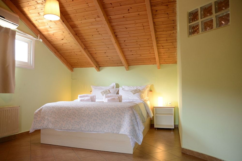 House, 3 Bedrooms (Mulberry)