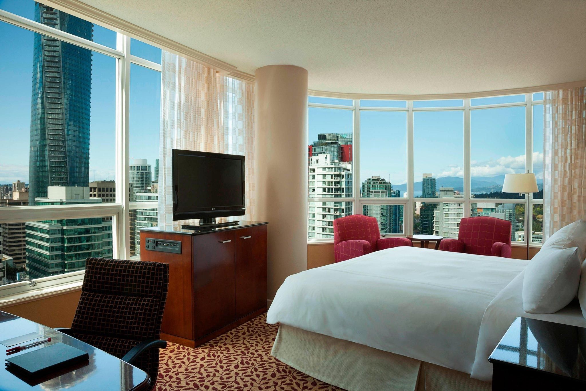 Guest room, 1 King, Cityscape view, High floor