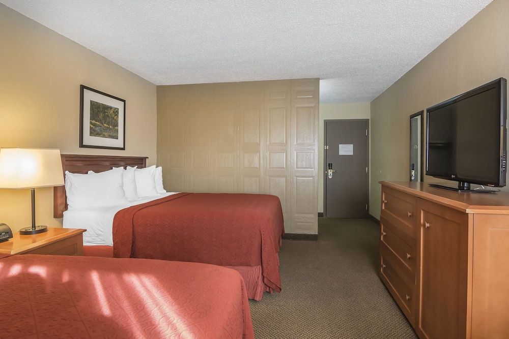 Quality Hotel & Conference Centre