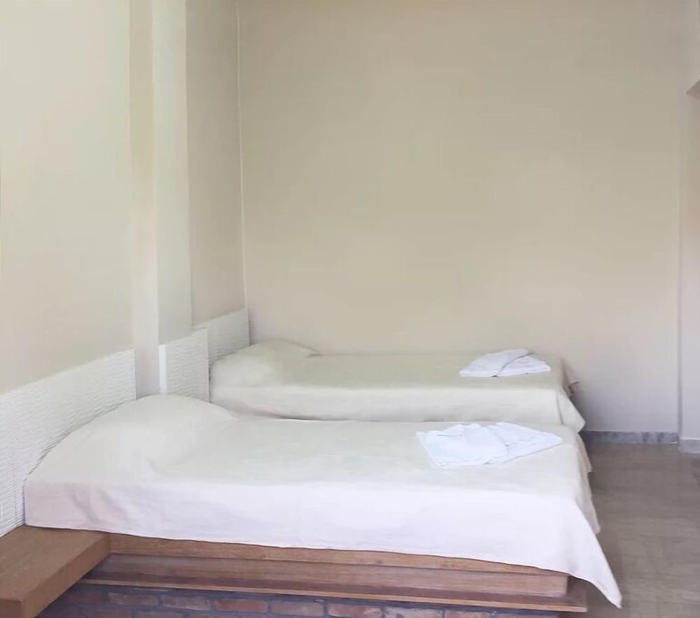 Family Room, Balcony, Partial Sea View