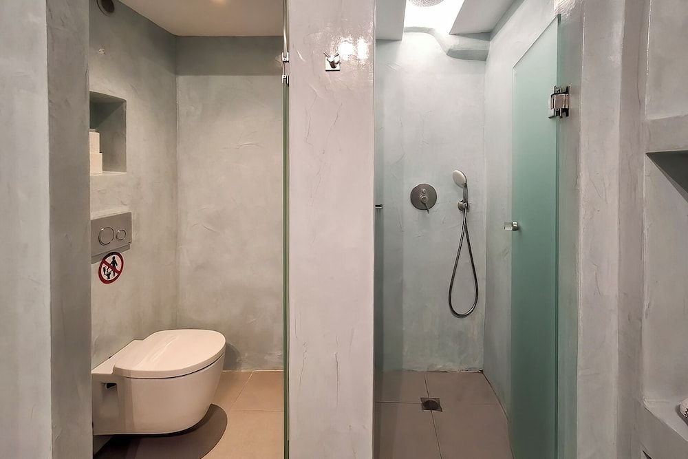 Ambience Suites Deluxe Suite 9