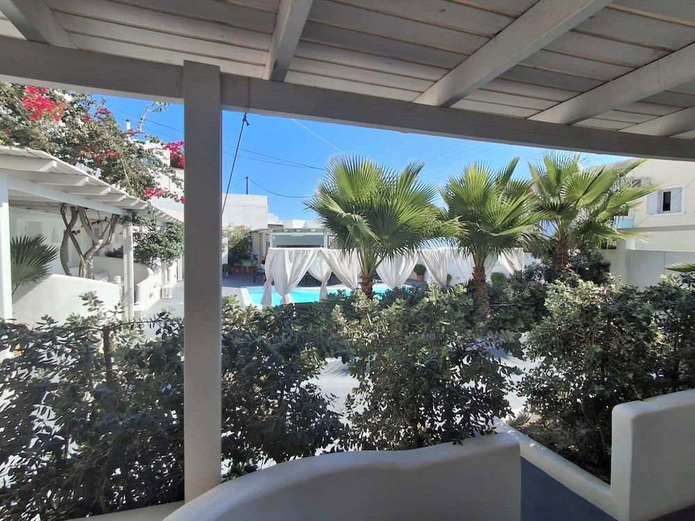 Ambience Suites Deluxe Suite 6