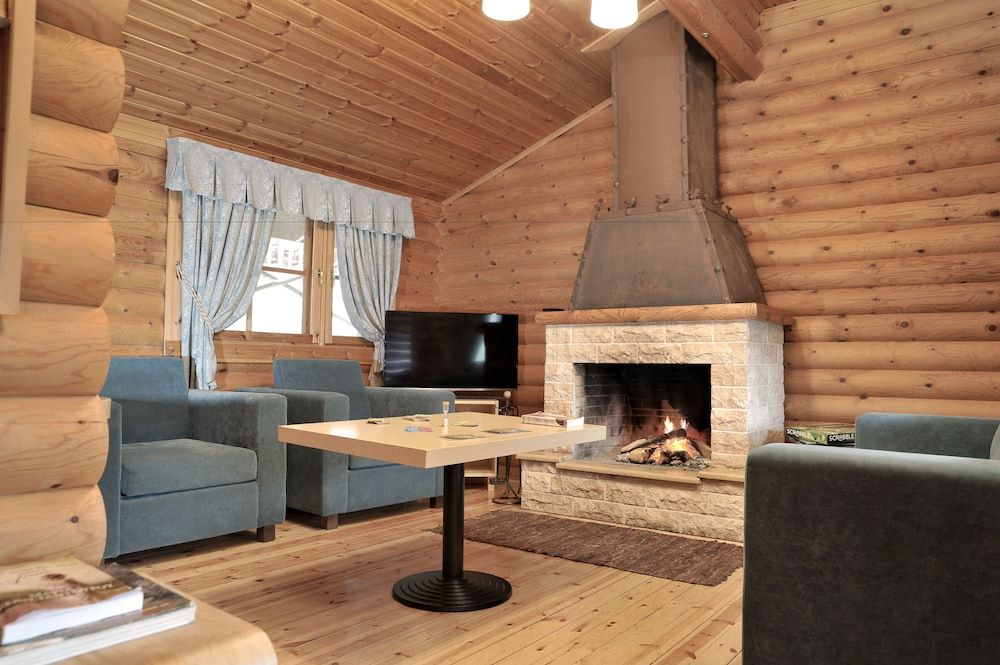 Xenios Chalets Family Quadruple Room, 2 Bedrooms, Terrace, Mountain View 8