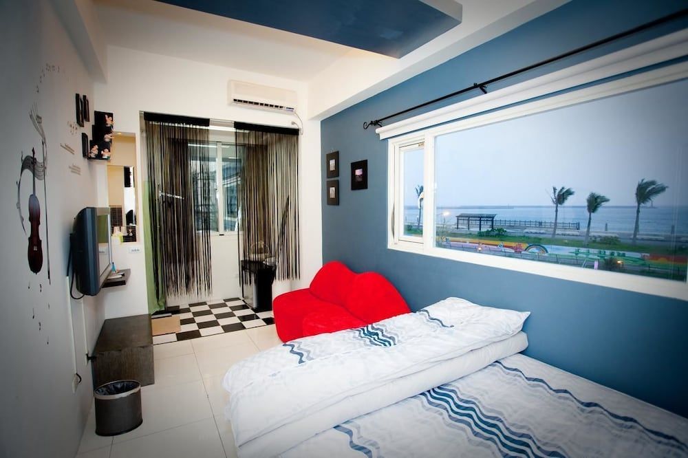 Sunshine Sea View B&B