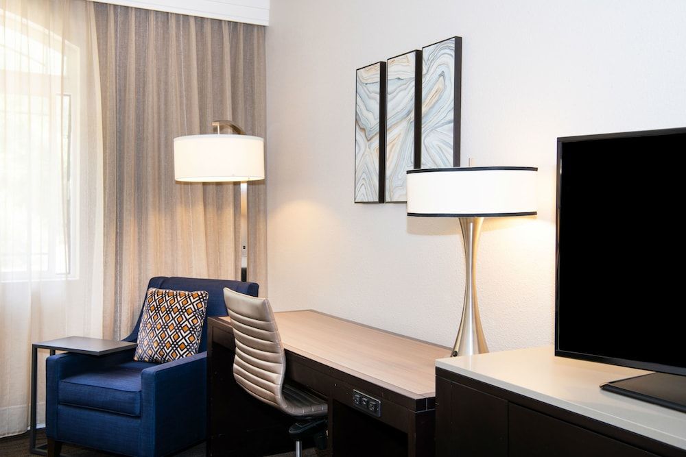 Hilton Santa Cruz/Scotts Valley Room, 2 Queen Beds 5