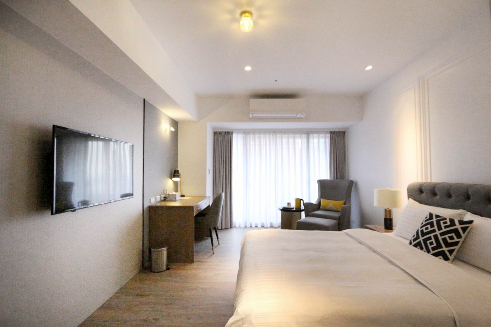 Deluxe Double City View