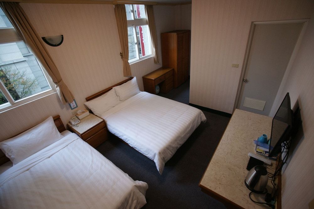 undefined Rich Zone Hotel 2