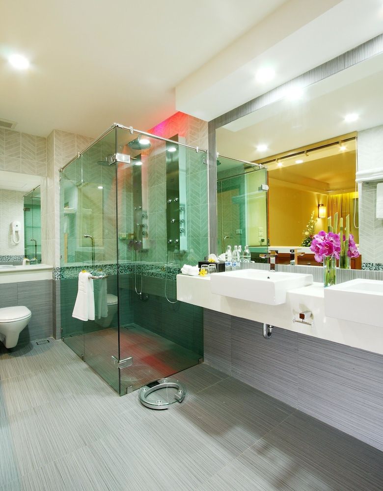 KC Resort and Over Water Villas Family Suite, Sea View 6