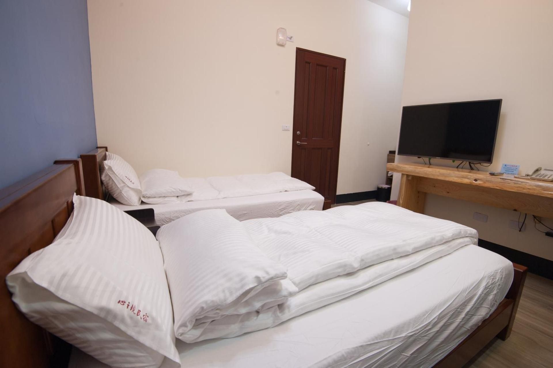 PlaceOfHeart Standard Twin Room 2