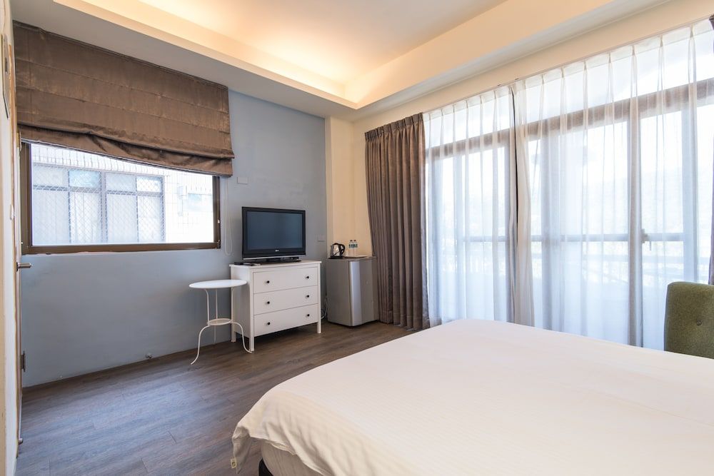 C T House Double Room, Balcony 6