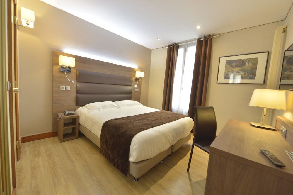 Hotel Renoir*** Paris Montparnasse Double or Twin Room