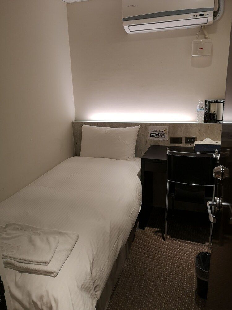 undefined Ours Inn II 2