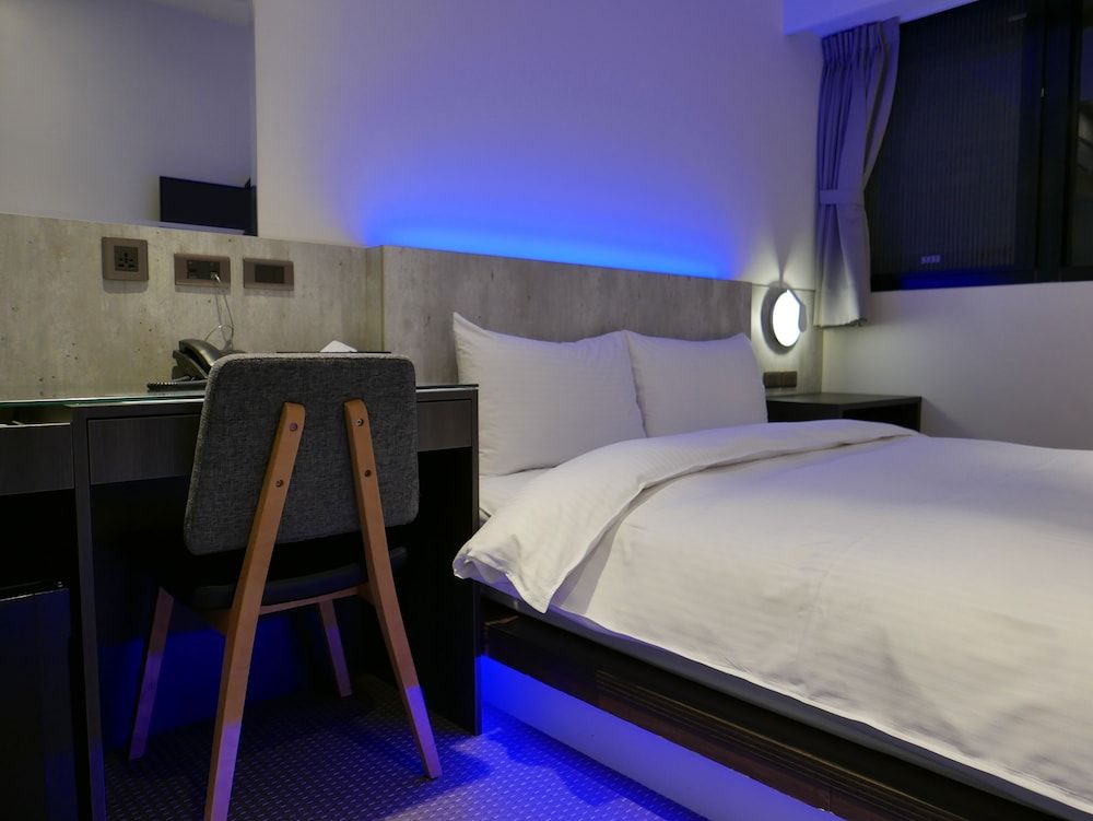 Ours Inn II Deluxe Double Room 13