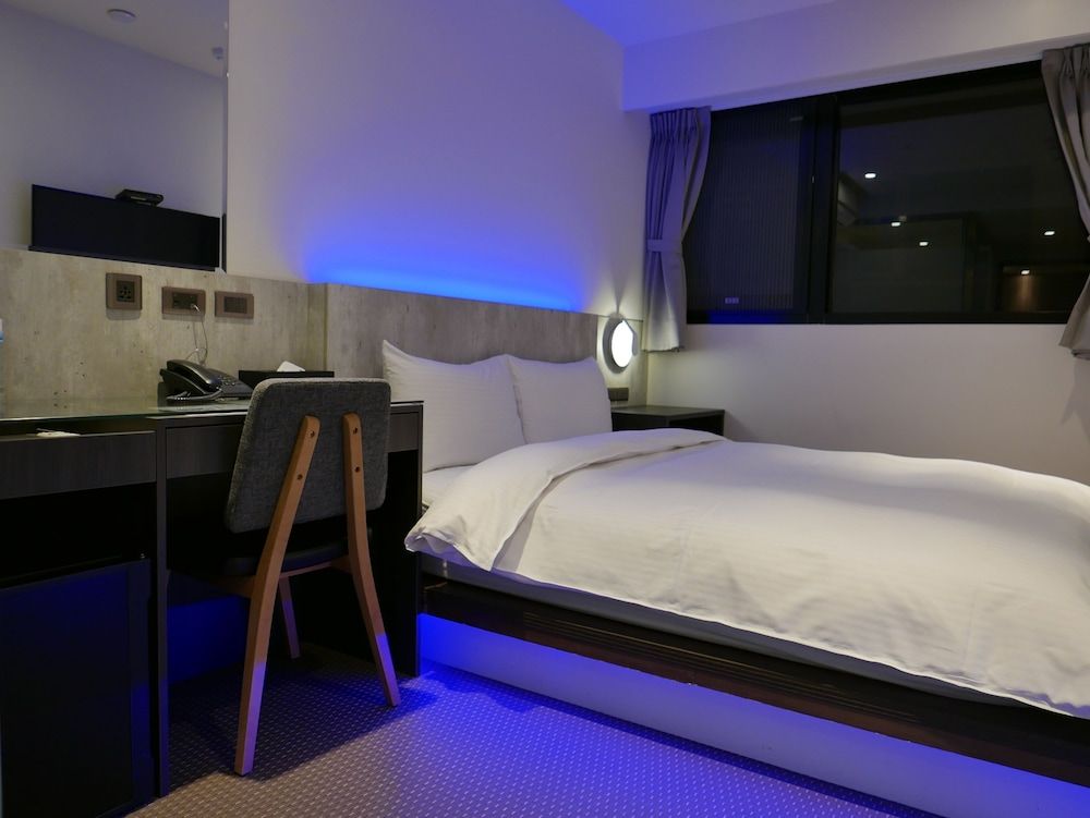 undefined Ours Inn II 10