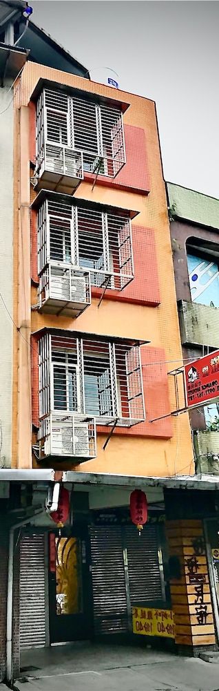 undefined Orange House B&B Juifen 2