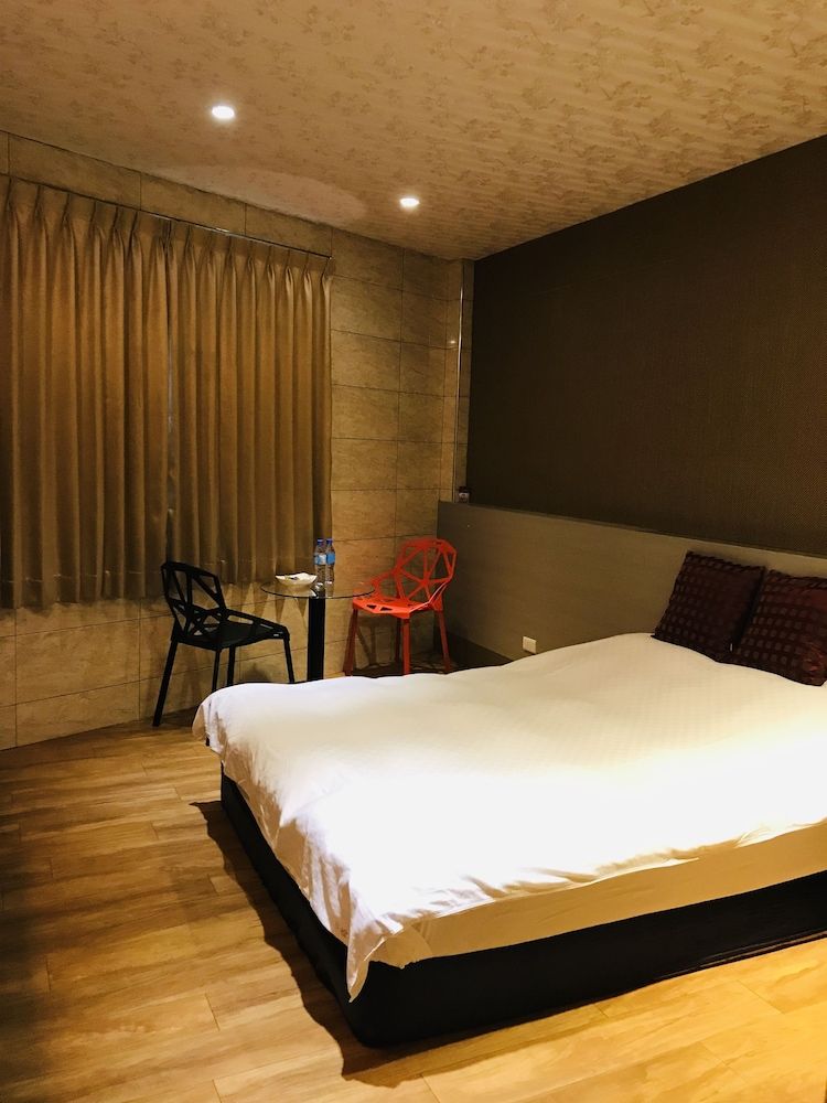 undefined Orange House B&B Juifen 9