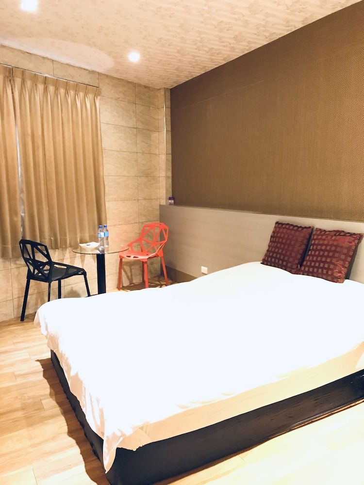 undefined Orange House B&B Juifen 7