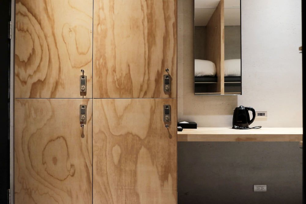 Waterfront Hotel City Quadruple Room, Multiple Beds, Shared Bathroom 4