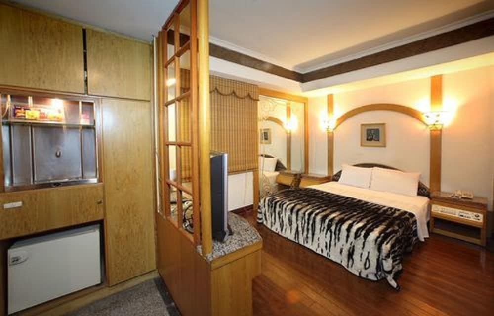 Standard Suite