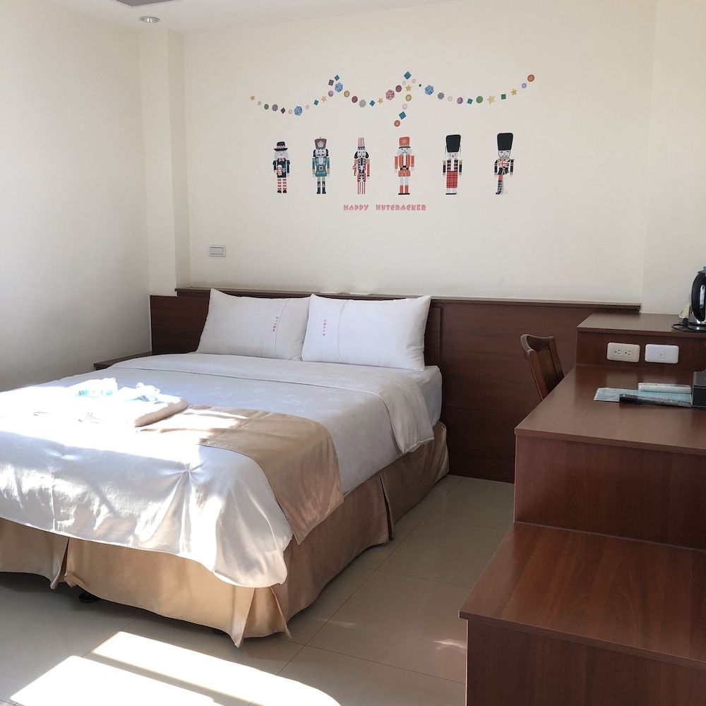 Frank's Hostel Standard Double Room 3