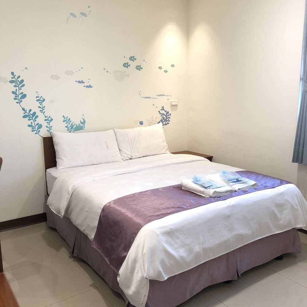 Frank's Hostel Standard Double Room 7