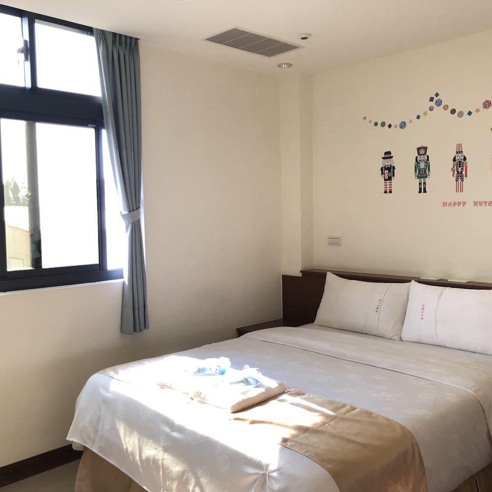 Frank's Hostel Standard Double Room 4