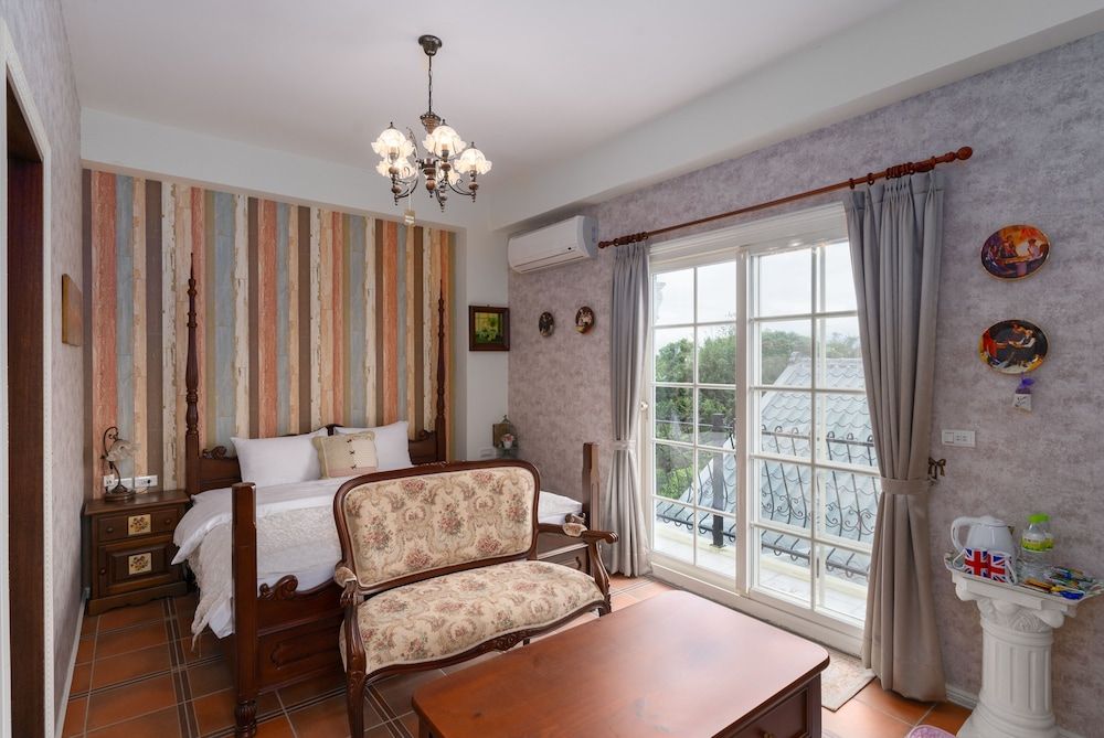 Brulees Done Superior Double Room, 1 Bedroom 2