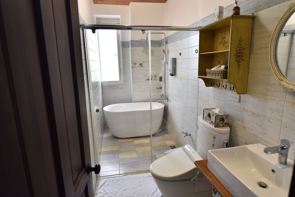 Brulees Done Family Suite, 2 Bedrooms 6