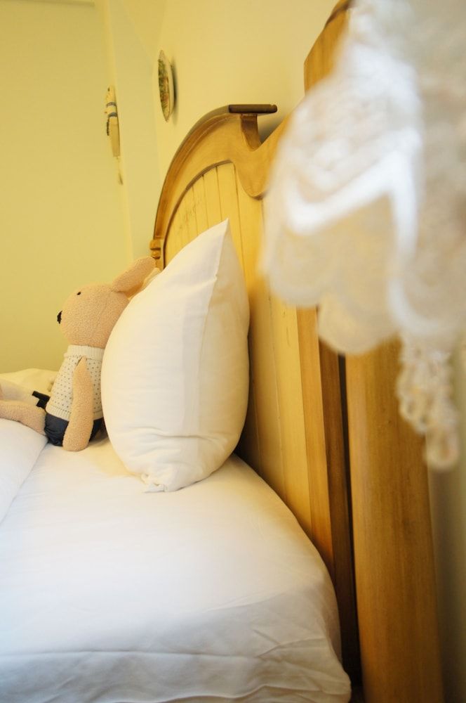 Brulees Done Family Suite, 2 Bedrooms 4