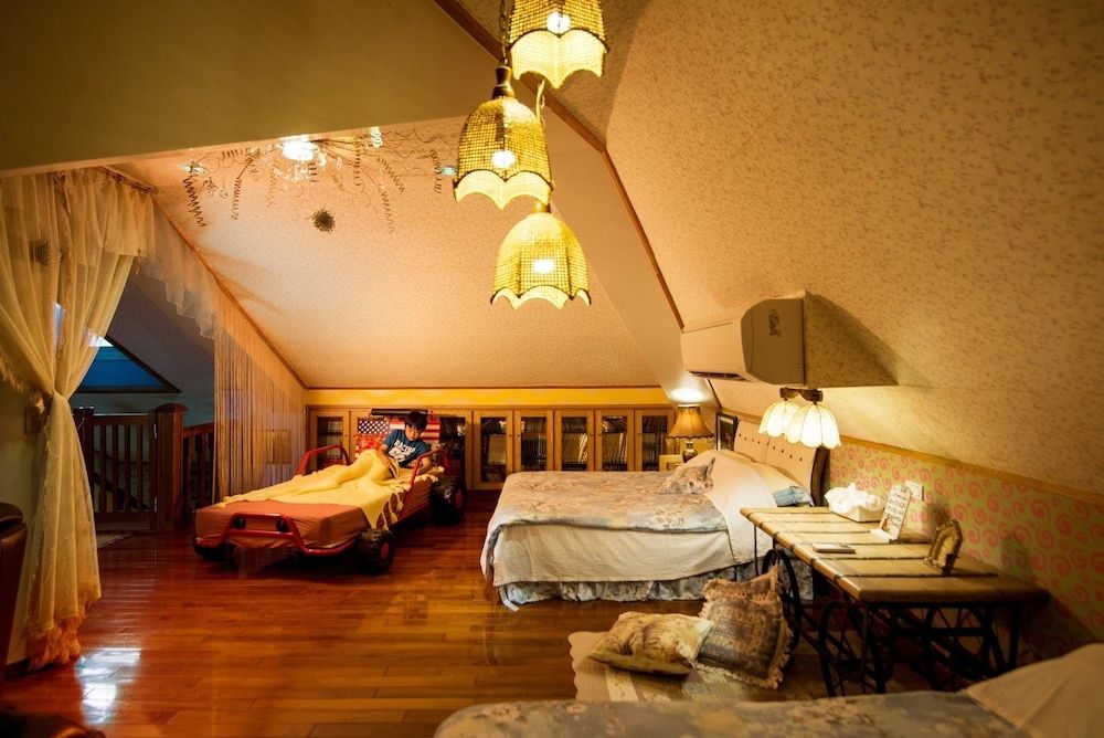 The Dew B&B Family Quadruple Room, Multiple Beds 6