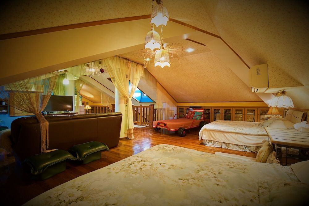 The Dew B&B Family Quadruple Room, Multiple Beds 3