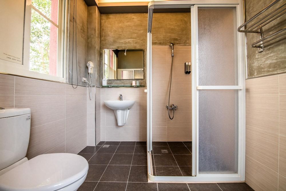 Farmland B&B Senior Twin Room, 2 Twin Beds 5