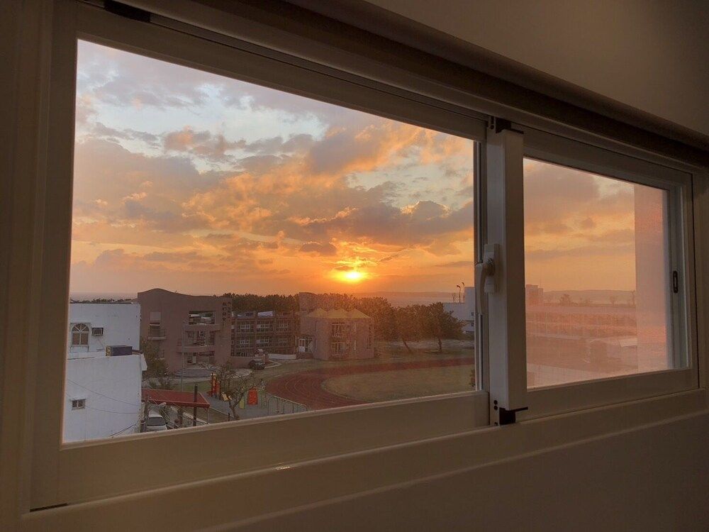 Bai Sha Tan Cottage Deluxe Quadruple Room 5