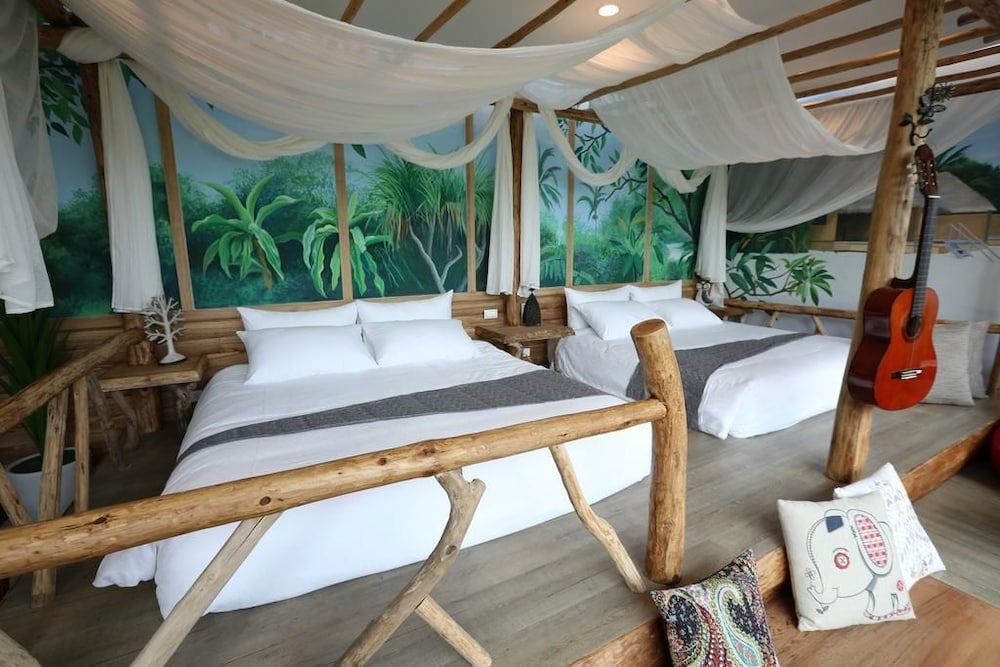 Maple House Riverside Comfort Quadruple Room (Sawa) 4