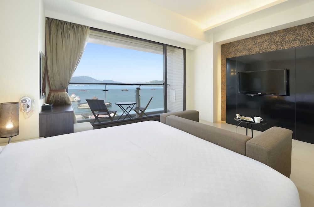 Panoramic Double Room, Lake View