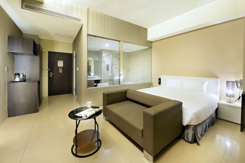 Panoramic Double Room, Lake View