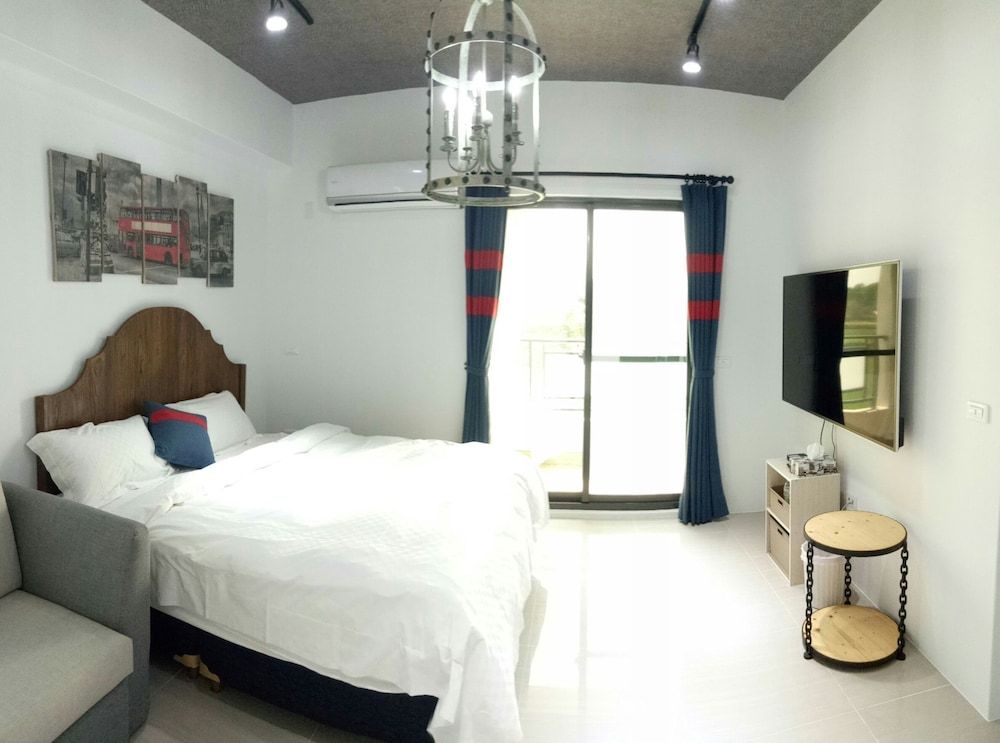 Gallery Triple Room, 1 Queen Bed with Sofa bed, Balcony