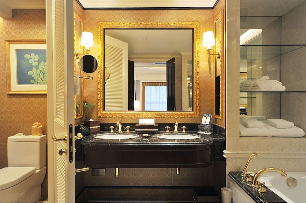 undefined Grand Central Hotel Shanghai 10