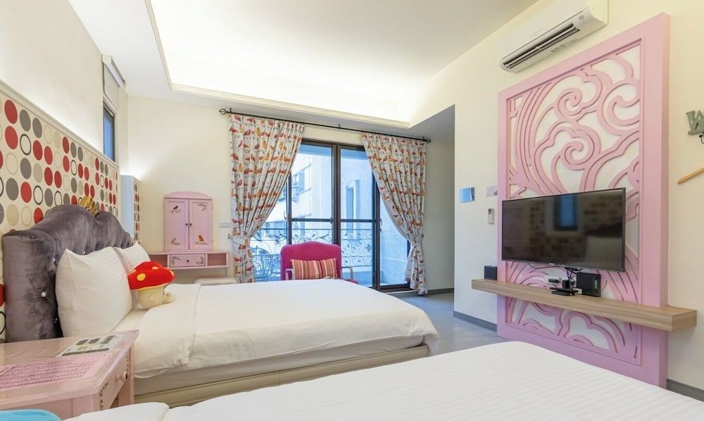 Comfort triple room with private bathroom