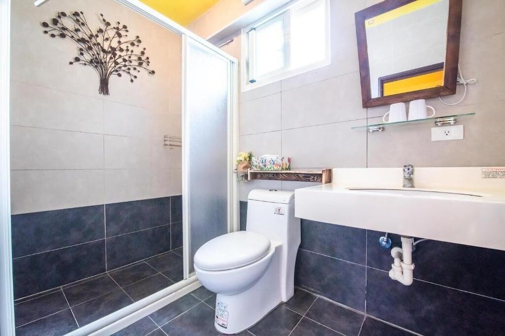 Cat Sky Country Homestay Standard Quadruple Room 5