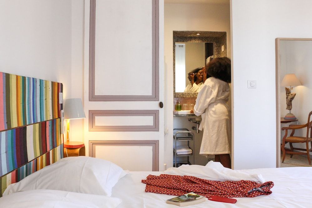 Villa du roc fleuri Double Room, Balcony 6