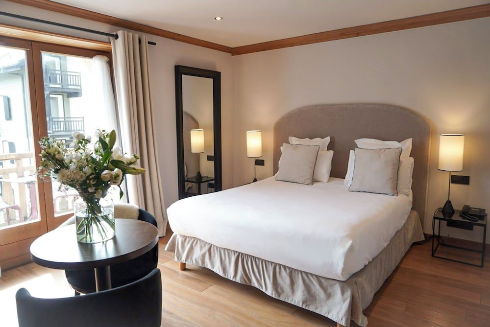 Comfort Room, Balcony, Mountain View