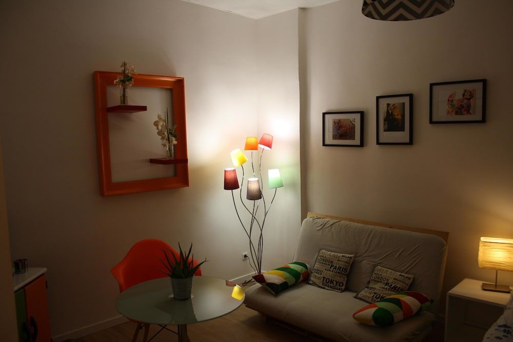 Casa Ammirati Studio (Tissot) 2