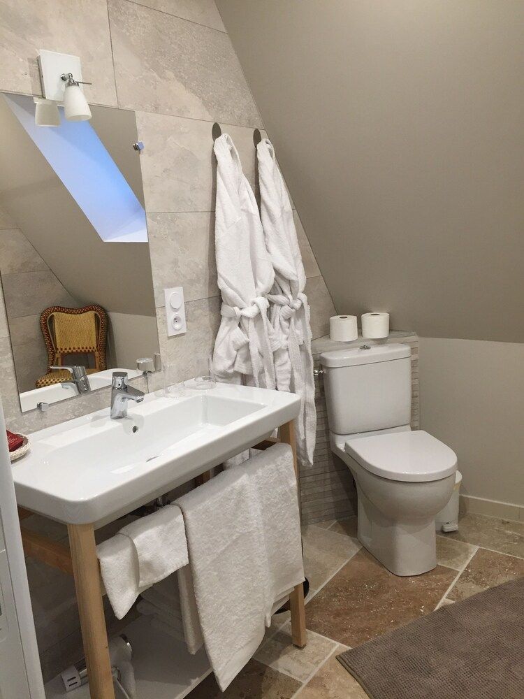 Au Relais Saint Maurice Comfort Double Room 4