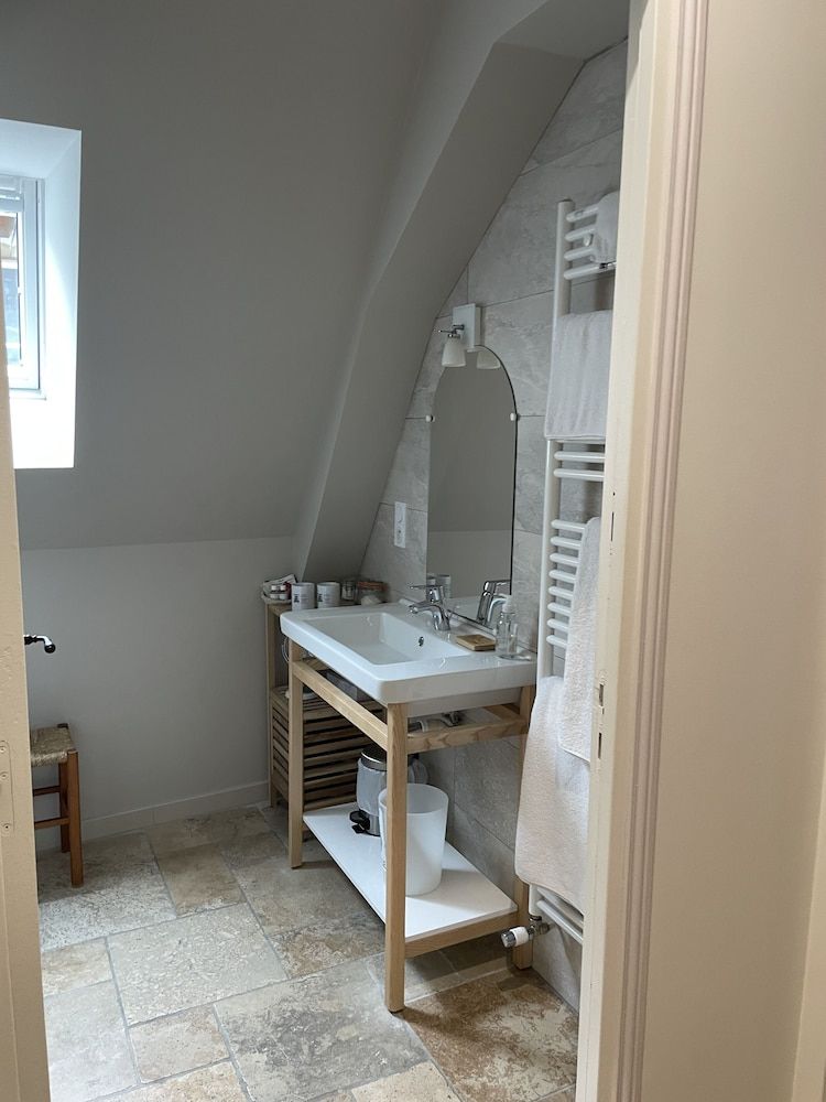 Au Relais Saint Maurice Traditional Double Room 7