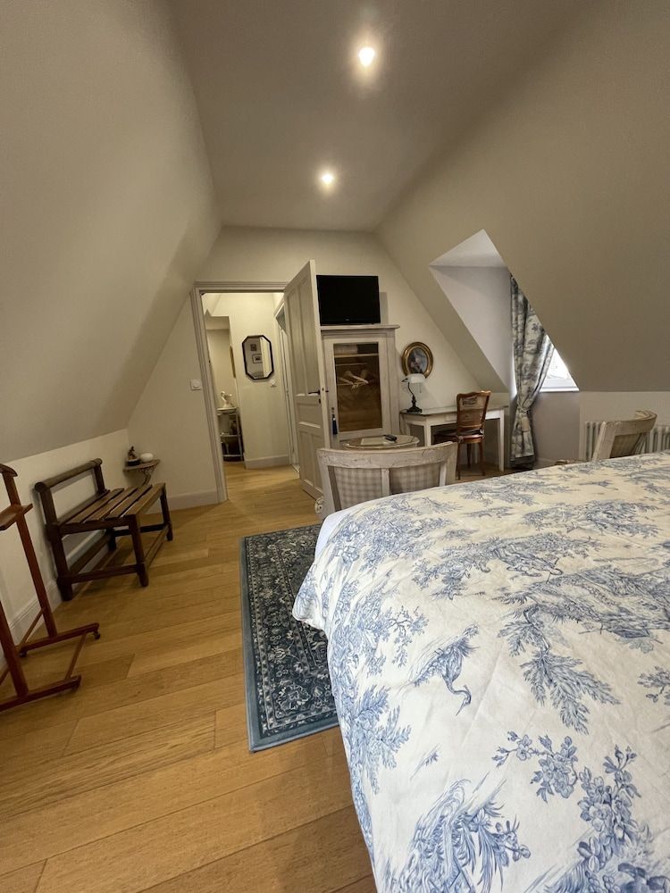Au Relais Saint Maurice Traditional Double Room 5