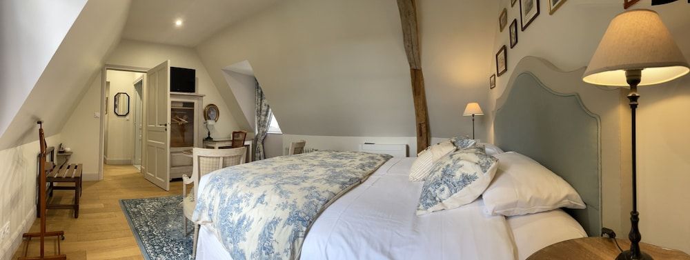 Au Relais Saint Maurice Traditional Double Room 4